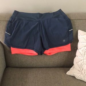 Athleta running shorts - like new!